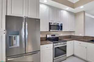 14 Harbour Isle Dr Unit, Fort Pierce, FL 34949 - Photo 7