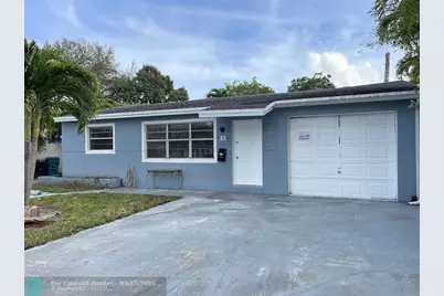 35 NE 3rd St, Dania Beach, FL 33004 - Photo 1