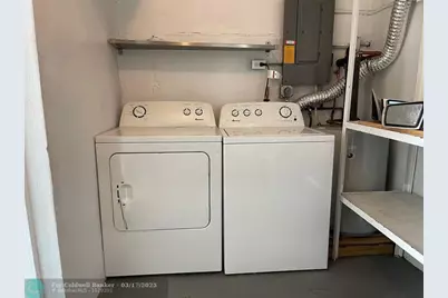 35 NE 3rd St, Dania Beach, FL 33004 - Photo 15