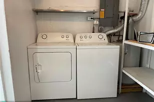 35 NE 3rd St, Dania Beach, FL 33004 - Photo 15