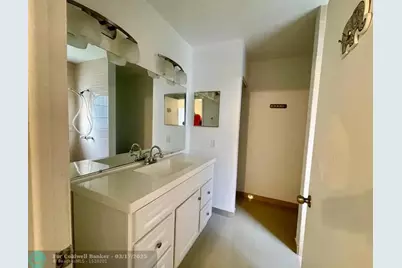 35 NE 3rd St, Dania Beach, FL 33004 - Photo 25