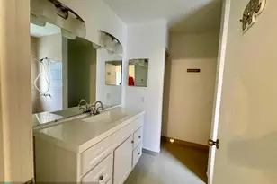 35 NE 3rd St, Dania Beach, FL 33004 - Photo 25