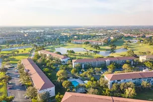 12950 SW 7th Ct, Pembroke Pines, FL 33027 - Photo 5