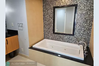 4100  Galt Ocean Dr, Unit #1111, Fort Lauderdale, FL 33308 - Photo 13