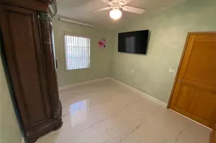 2503 Andros Ln, Fort Lauderdale, FL 33312 - Photo 11