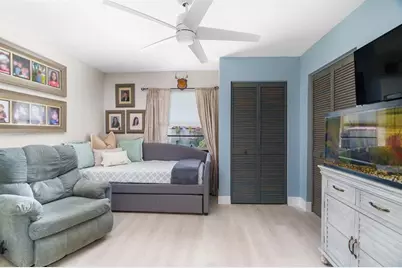 21215  Lago Cir, Unit #F, Boca Raton, FL 33433 - Photo 29