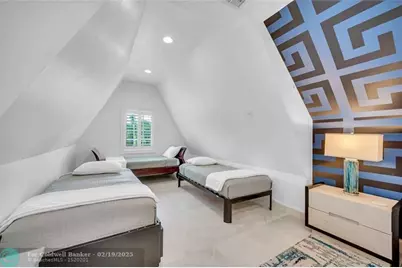 1317  Middle River Dr, Fort Lauderdale, FL 33304 - Photo 39