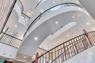 1317 Middle River Dr, Fort Lauderdale, FL 33304 - Photo 17