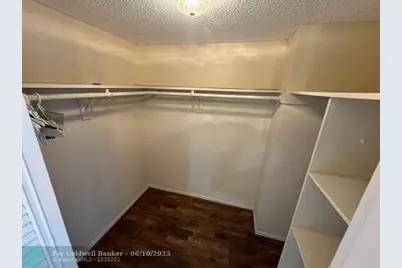 230  174th St, Unit #814, Sunny Isles Beach, FL 33160 - Photo 19