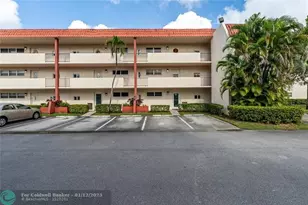 9523 S Hollybrook Lake Dr, Pembroke Pines, FL 33025 - Photo 25