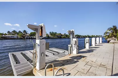 513 S Riverside Dr, Pompano Beach, FL 33062 - Photo 23