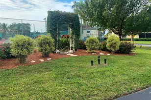 330 Knotty Pine Cir, Greenacres, FL 33463 - Photo 23