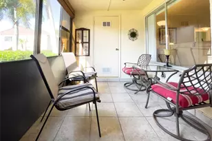 330 Knotty Pine Cir, Greenacres, FL 33463 - Photo 11