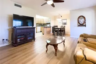 330 Knotty Pine Cir, Greenacres, FL 33463 - Photo 13