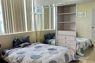 5005 Collins Ave, Miami Beach, FL 33140 - Photo 15