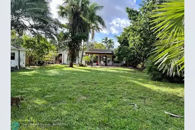 808 SW 8th Ter, Fort Lauderdale, FL 33315 - Photo 5