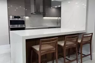 2051 SE 3rd St, Deerfield Beach, FL 33441 - Photo 7