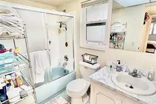 2900 W Sunrise Lakes Dr Unit, Sunrise, FL 33322 - Photo 17