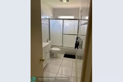 4300 NW 12th Ave, Deerfield Beach, FL 33064 - Photo 17