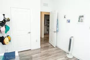 1147 SW 7th Ave, Florida City, FL 33034 - Photo 15