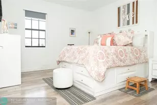 1147 SW 7th Ave, Florida City, FL 33034 - Photo 25