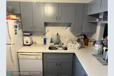 3140  Holiday Springs Blvd, Unit #109, Margate, FL 33063 - Photo 5