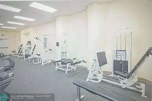 3140 Holiday Springs Blvd, Margate, FL 33063 - Photo 19