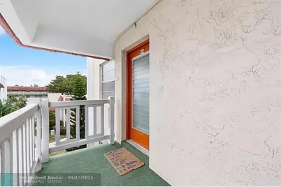 3551  Inverrary Dr, Unit #404, Lauderhill, FL 33319 - Photo 5