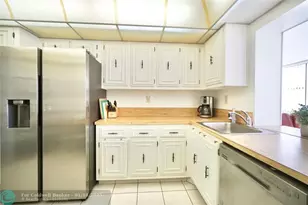 800 Parkview Dr, Hallandale Beach, FL 33009 - Photo 21