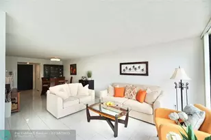 800 Parkview Dr, Hallandale Beach, FL 33009 - Photo 11