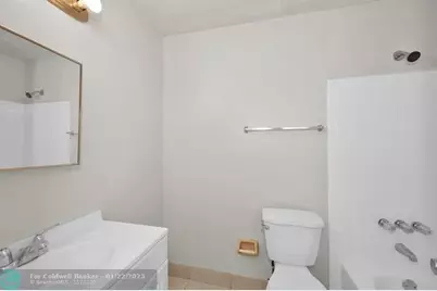 10835 NW 45th St, Coral Springs, FL 33065 - Photo 9