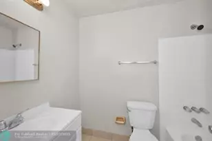 10835 NW 45th St, Coral Springs, FL 33065 - Photo 9