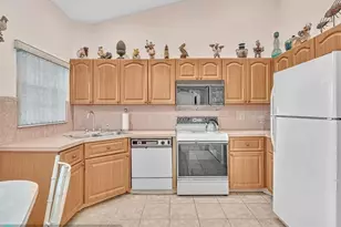 5833 Parkwalk Dr, Boynton Beach, FL 33472 - Photo 19