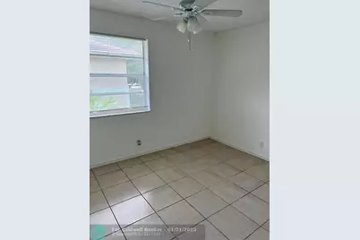 1040  Twin Lakes Dr, Unit #1040, Coral Springs, FL 33071 - Photo 7