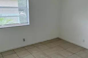 1040 Twin Lakes Dr, Coral Springs, FL 33071 - Photo 7