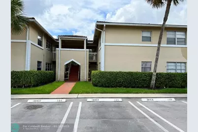 1040  Twin Lakes Dr, Unit #1040, Coral Springs, FL 33071 - Photo 1