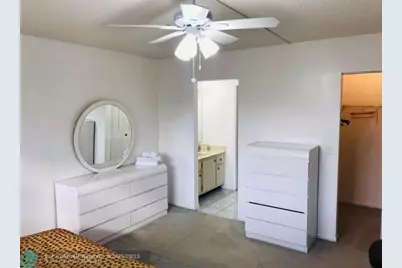 6475 W Oakland Park Blvd, Unit #306, Lauderhill, FL 33313 - Photo 11