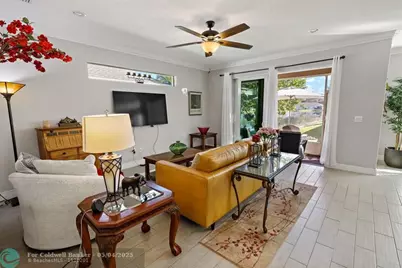 2272  Timberlake Cir, Vero Beach, FL 32966 - Photo 5