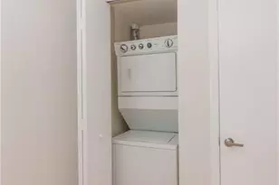 465 Brickell Ave Unit #Bay 419, Miami, FL 33131 - Photo 21