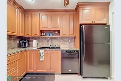 4270 NW 40th St, Unit #208, Lauderdale Lakes, FL 33319 - Photo 13