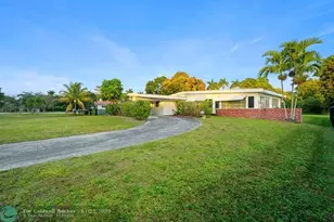 13945 N Miami Ave, Miami, FL 33168 - Photo 19