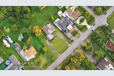 13945 N Miami Ave, Miami, FL 33168 - Photo 5