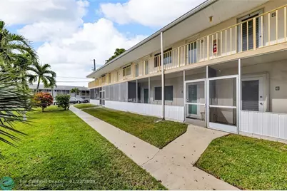 11 SW 4th Ave, Unit #10, Boca Raton, FL 33432 - Photo 27