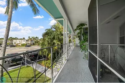 2748 NE 28th Ave, Unit #13, Lighthouse Point, FL 33064 - Photo 9