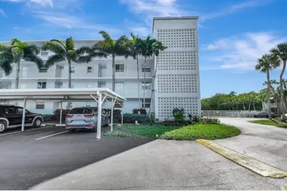 689 NE 6th Court, Unit #110, Boynton Beach, FL 33435 - Photo 11