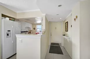 689 NE 6th Ct, Boynton Beach, FL 33435 - Photo 15