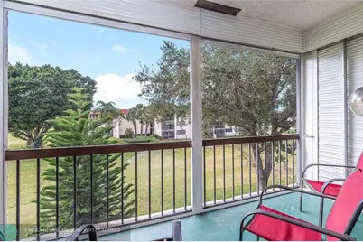 811 S Hollybrook Dr, Unit #301, Pembroke Pines, FL 33025 - Photo 15