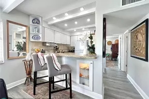 2124 NE 5th Ave, Wilton Manors, FL 33305 - Photo 1