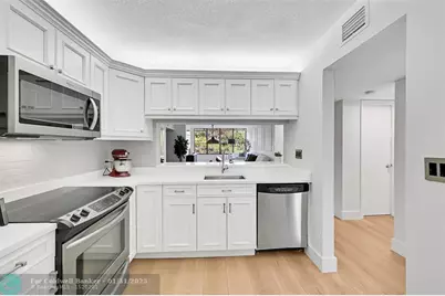 2660 N Carambola Cir, Unit #202, Coconut Creek, FL 33066 - Photo 5