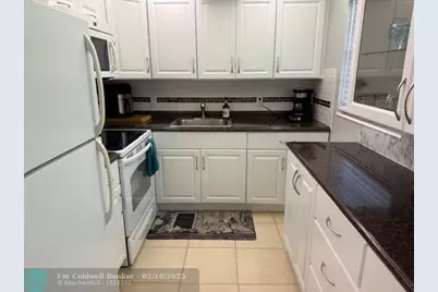 8  Tilford A, Unit #8, Deerfield Beach, FL 33442 - Photo 11